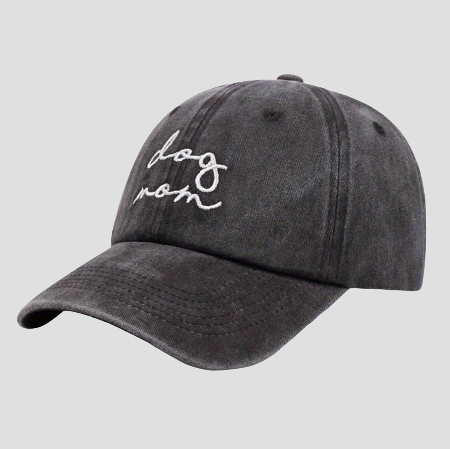 Black baseball cap with embroidery