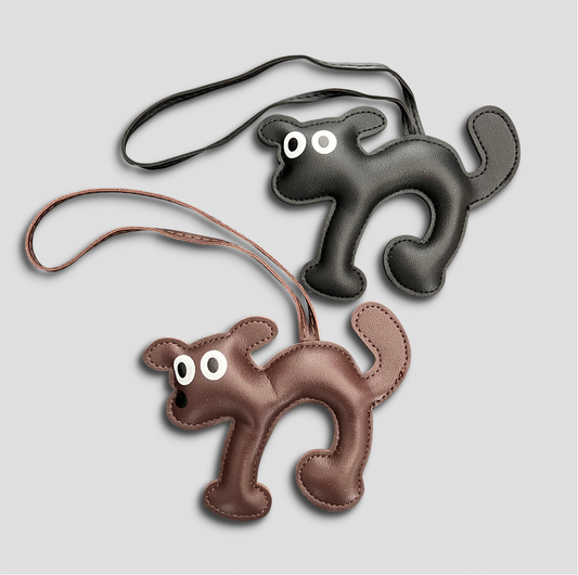 Cartoon Dog Anhänger braun