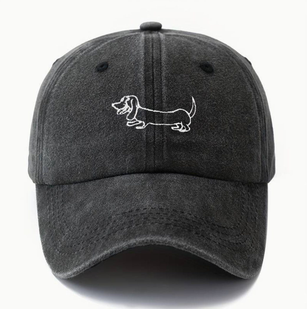 Bordeaux Baseball-Cap mit Dackel Stickerei