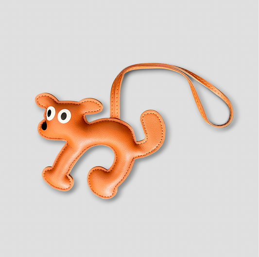 Cartoon Dog Anhänger cognac