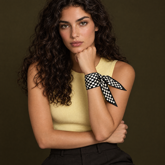 Twilly Square - black von ALECOO am Model getragen